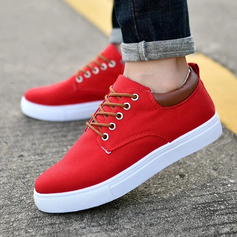Herren Canvas Sneaker Weiß | Lässige Freizeitschuhe mit braunen Schnürsenkeln [ Herrenkollektion - Schuhe - Turnschuhe ] 280 - Herren Canvas Sneaker Weiß Gratti Offiziell Rot 7 