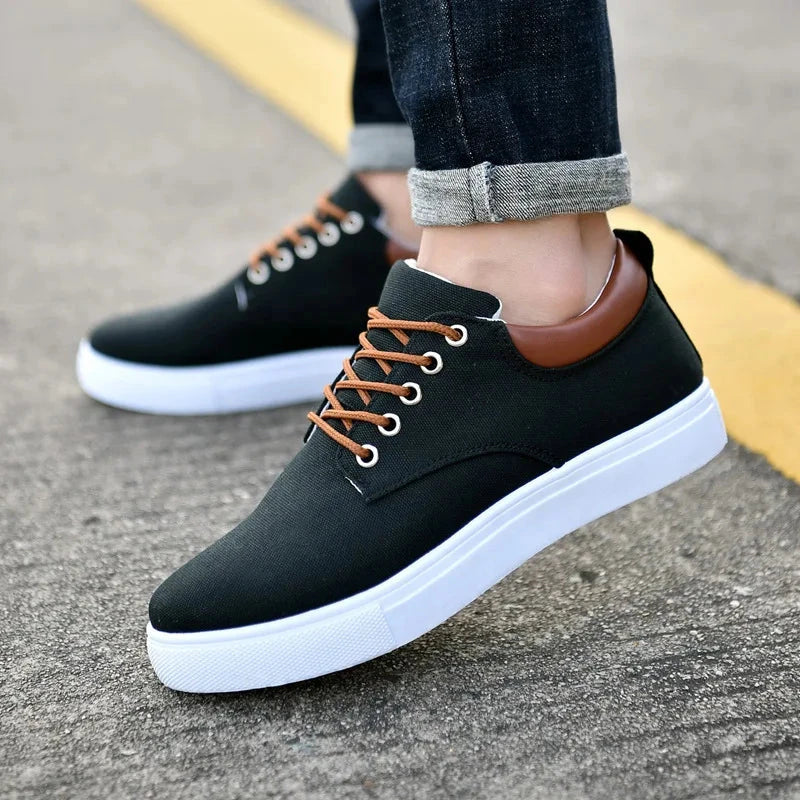Herren Canvas Sneaker Weiß | Lässige Freizeitschuhe mit braunen Schnürsenkeln [ Herrenkollektion - Schuhe - Turnschuhe ] 280 - Herren Canvas Sneaker Weiß Gratti Offiziell Schwarz 7 