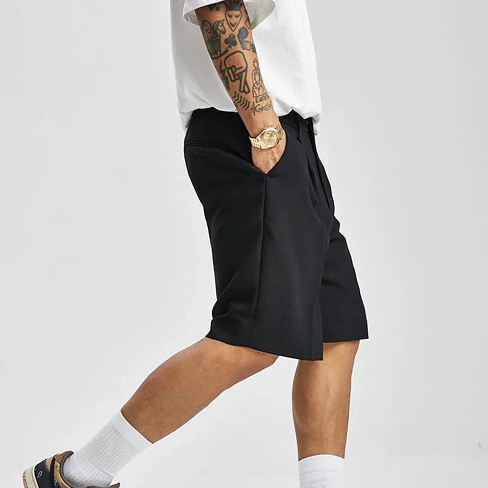 Herren Shorts mit Bundfalten | Elegante Anzugshorts in Schwarz [ Herrenkollektion - Shorts - Frühling & Sommer '25 ] 50 - Herren Shorts mit Bundfalten Gratti Paris 