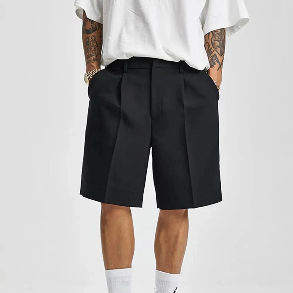 Herren Shorts mit Bundfalten | Elegante Anzugshorts in Schwarz [ Herrenkollektion - Shorts - Frühling & Sommer '25 ] 50 - Herren Shorts mit Bundfalten Gratti Paris 