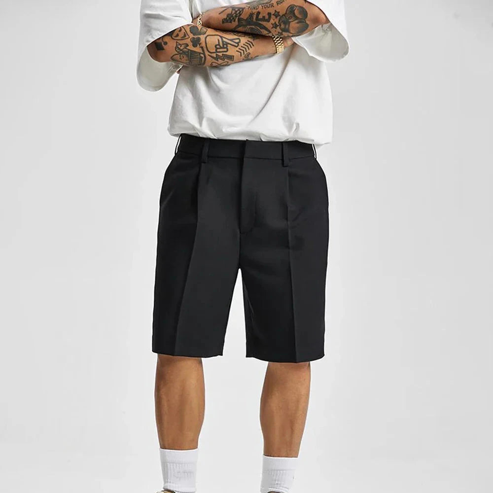 Herren Shorts mit Bundfalten | Elegante Anzugshorts in Schwarz [ Herrenkollektion - Shorts - Frühling & Sommer '25 ] 50 - Herren Shorts mit Bundfalten Gratti Paris 