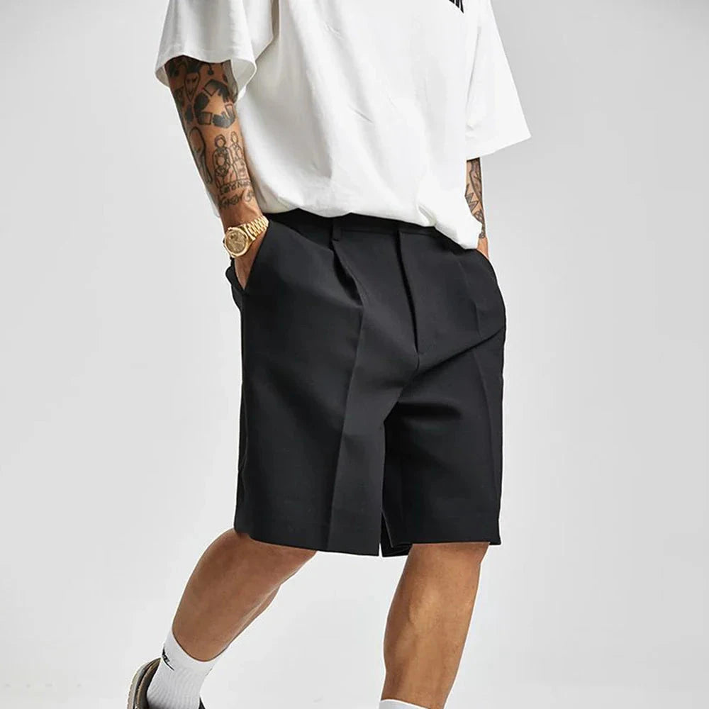 Herren Shorts mit Bundfalten | Elegante Anzugshorts in Schwarz [ Herrenkollektion - Shorts - Frühling & Sommer '25 ] 50 - Herren Shorts mit Bundfalten Gratti Paris 